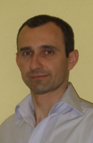 Dr. Dénes Tibor